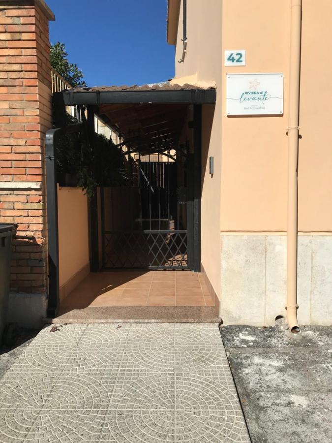 B e B Riviera di Levante Terracina Esterno foto